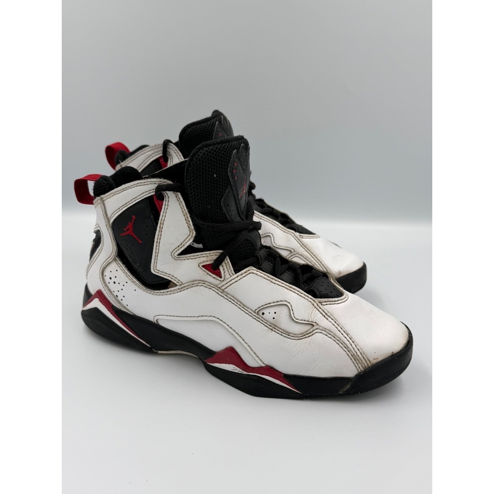 Jordan True Flight GS White Black Red Basketball Shoes Youth 5.5Y Streetwear‎ - Picture 2 of 8